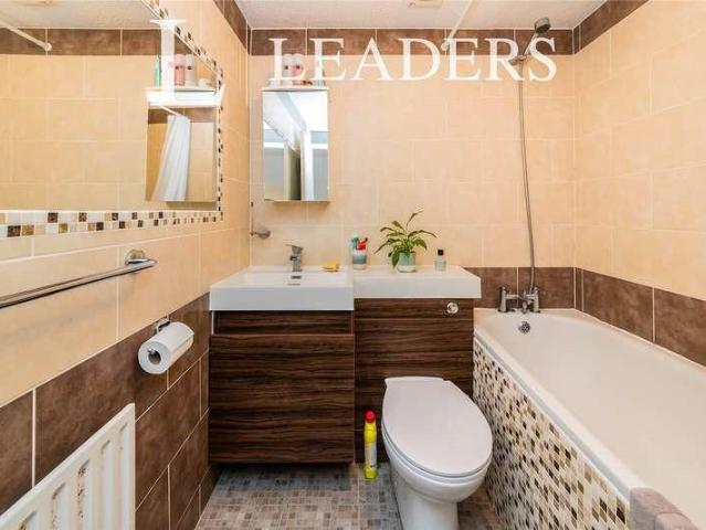 House for sale in Ashplats, Mid Sussex