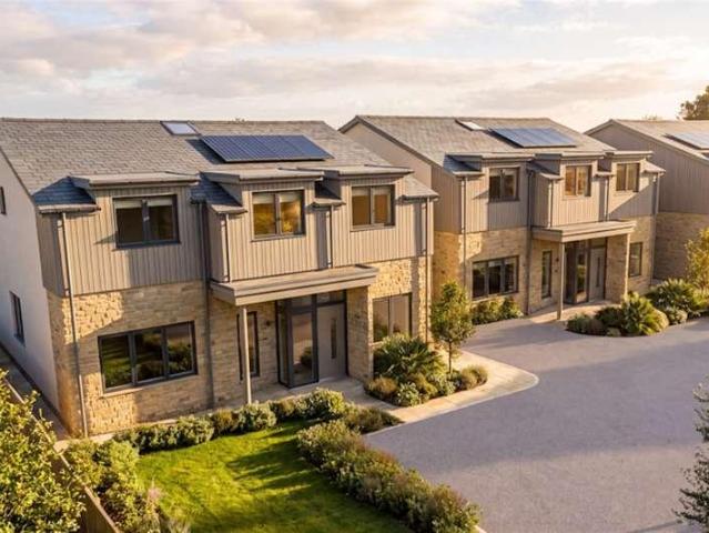 House for sale in Olivers Battery, Winchester