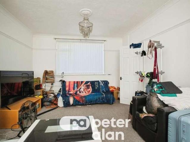 House for sale in Malpas Park, Malpas