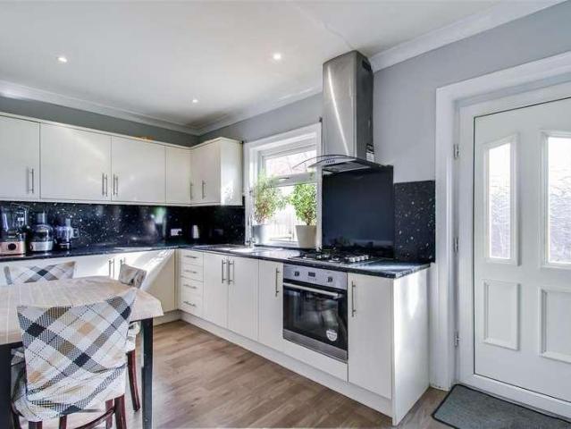 House for sale in Ossett, West Yorkshire