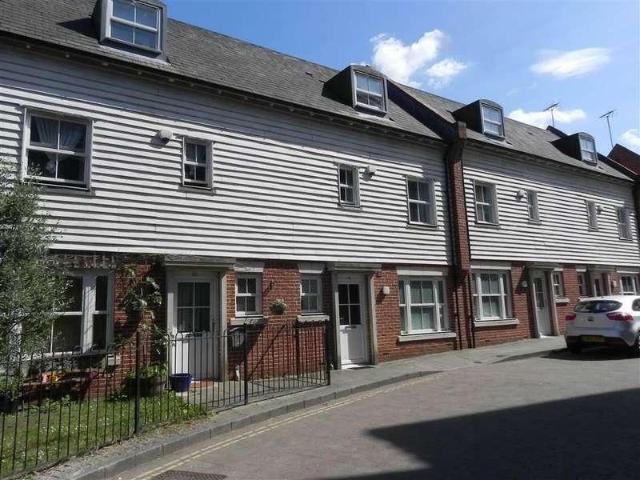 House for sale in Barracks, The Bridge