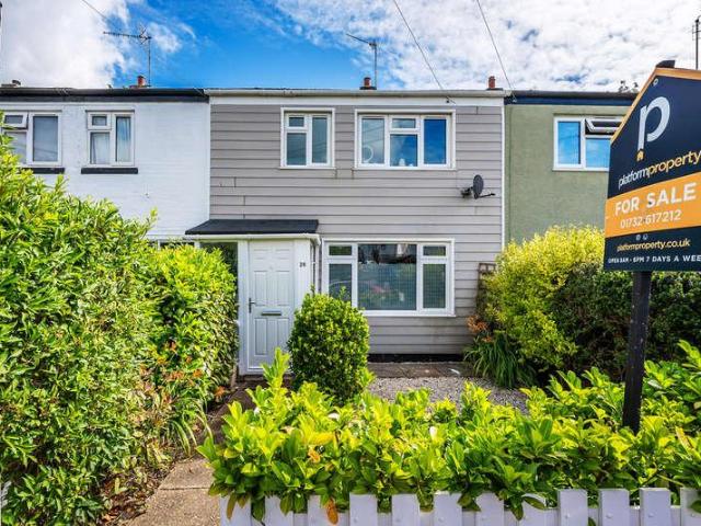 House for sale in The Butts, Kent