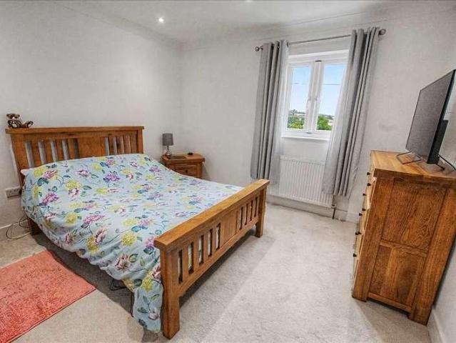 House for sale in Monkton, Pembroke