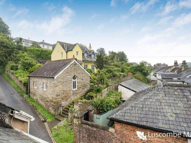 House for sale in Strode, Devon