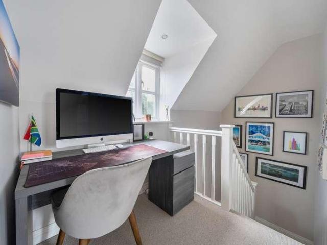 House for sale in Black Bourton, Oxfordshire