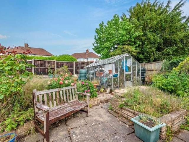 House for sale in St. Dunstan's, The Bridge