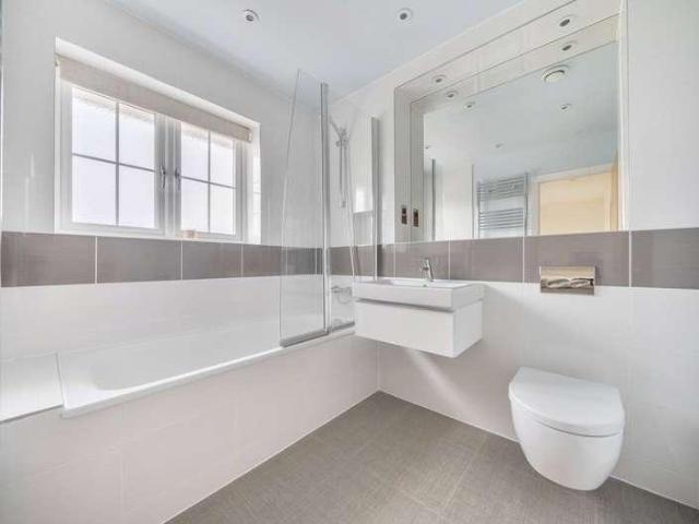 House for sale in Bersted, Clapham