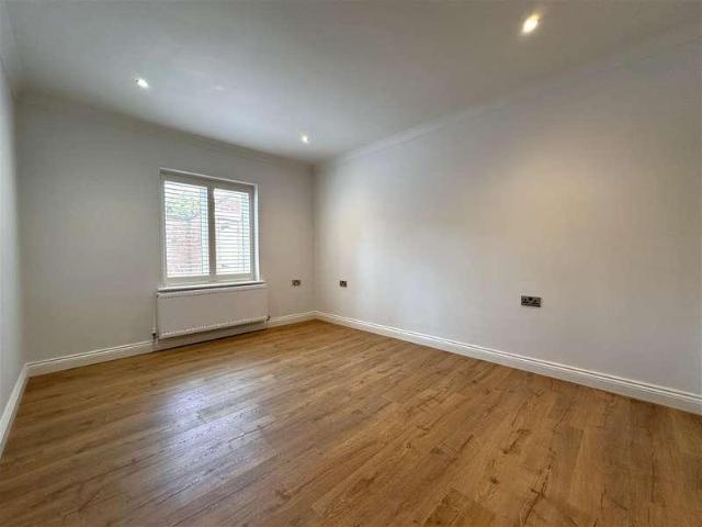 House for sale in Alverton, East Midlands