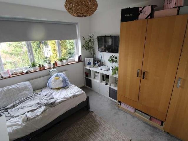 House for sale in South Stanmore, Greater London