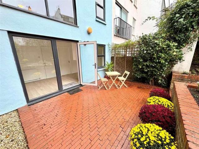 House for sale in Hotwells, Feckenham