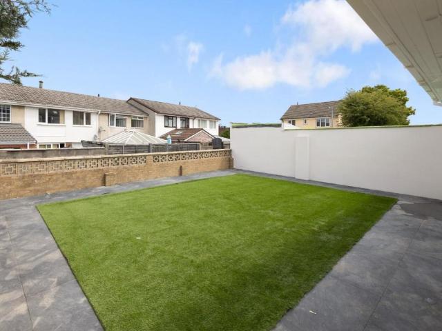 House for sale in Feckenham, City Of Bristol