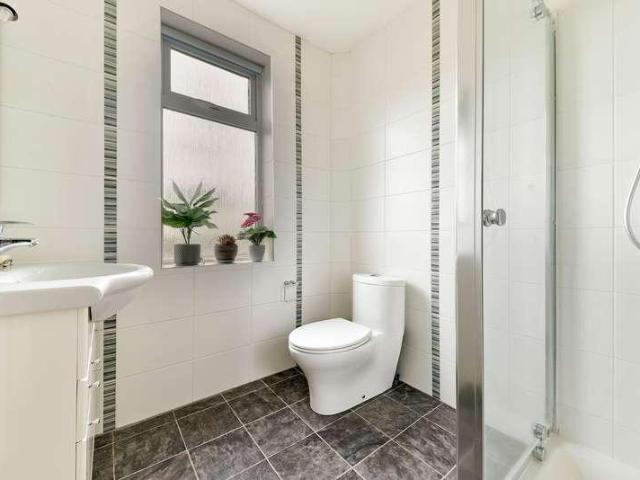 House for sale in Surbiton, Greater London