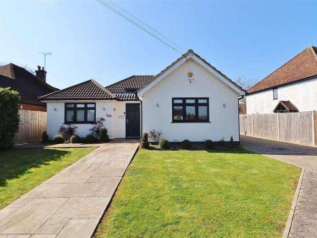 House for sale in Elstree and Borehamwood, Borehamwood
