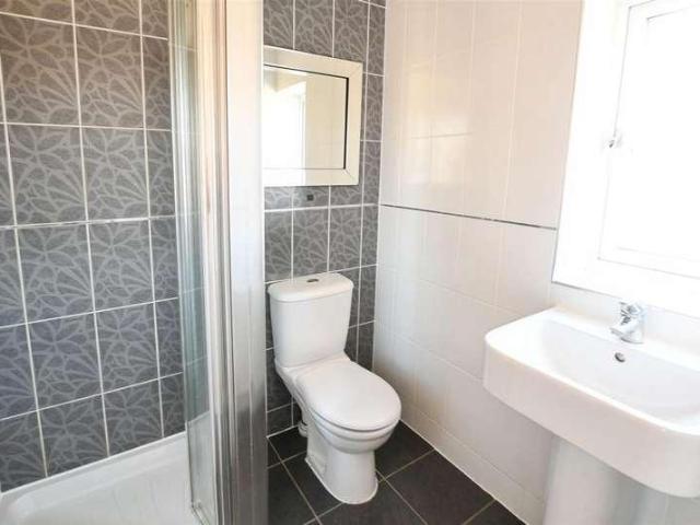 House for sale in Kingswood, Hull