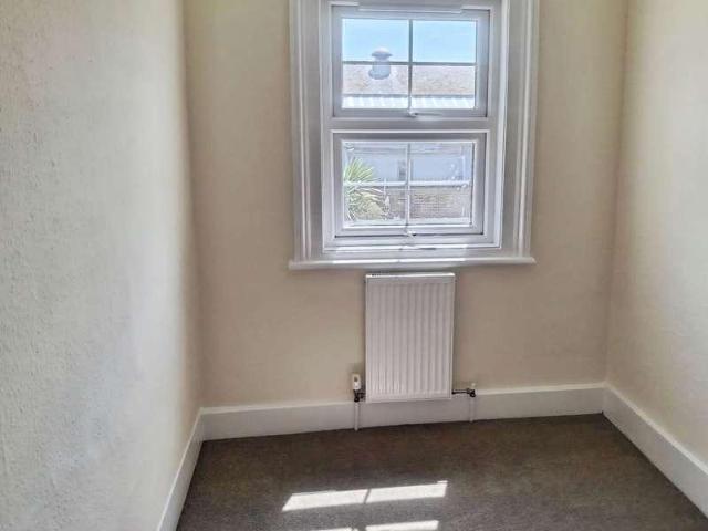 House for sale in Upperton, Eastbourne