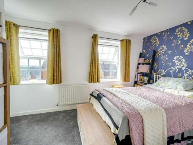 House for sale in Leighton-Linslade, Leighton Buzzard