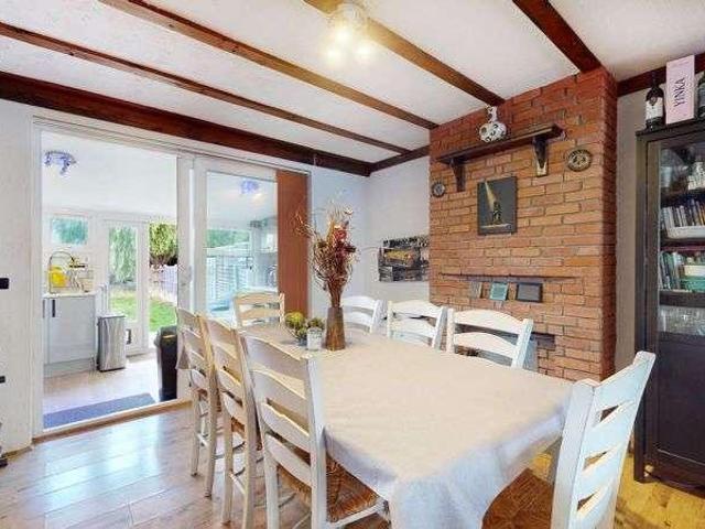 House for sale in Dagenham, Greater London
