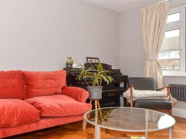 House for sale in Sandown Park, Kent
