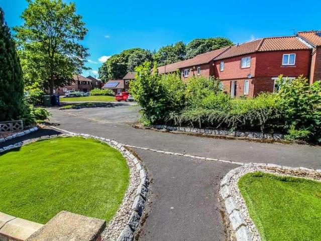 House for sale in Oxclose, Washington