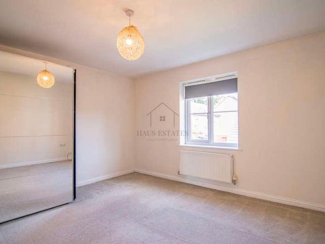 House for sale in New Humberstone, Old Wharf