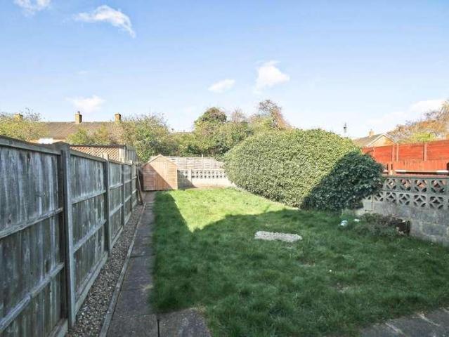 House for sale in Hook, Greater London