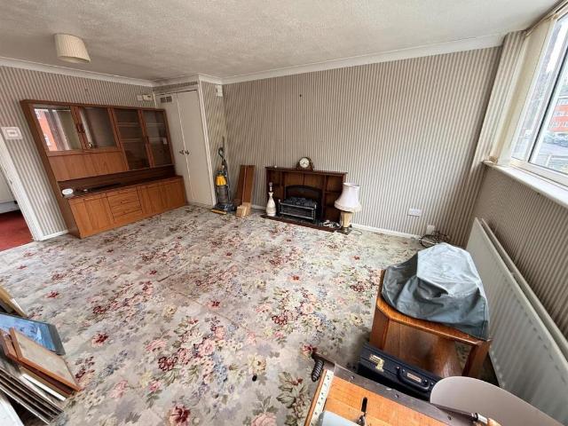 House for sale in Stourbridge, West Midlands