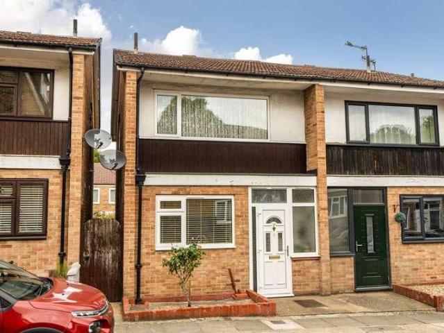 House for sale in London Borough of Lewisham, Greater London