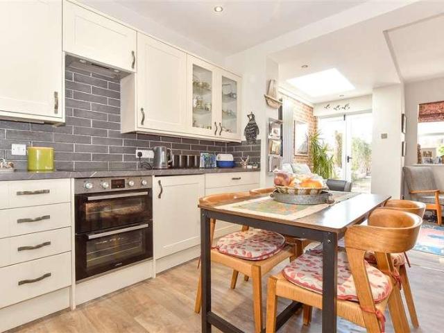House for sale in Spring Vale, Hampshire