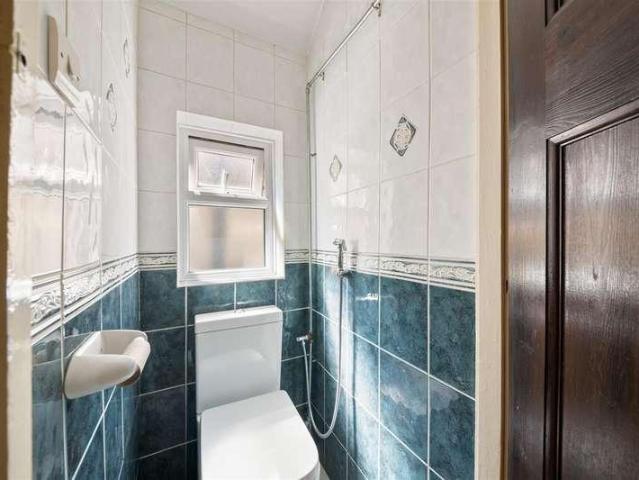 House for sale in Beavers, Greater London