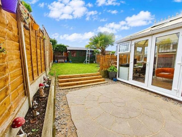 House for sale in Ravenstitch, Brierley Hill