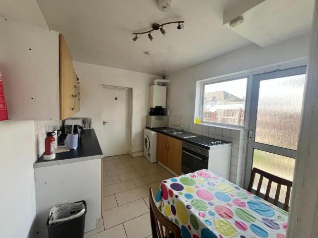 House for sale in Old Malden, Greater London