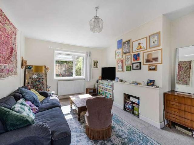 House for sale in Fossebridge, Gloucestershire