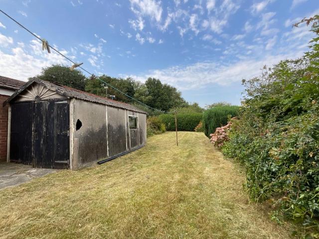 House for sale in Marshside, Sefton