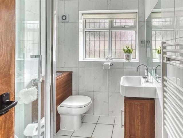 House for sale in Egginton, East Midlands