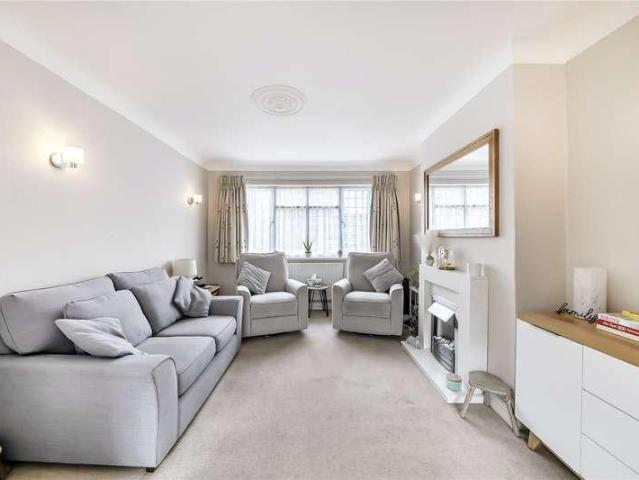House for sale in Greater London