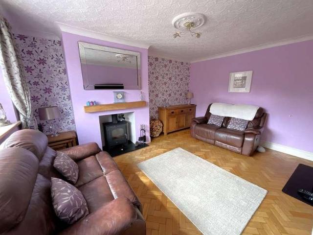 House for sale in Halesowen, West Midlands