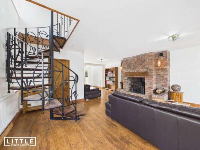 House for sale in Huyton, Knowsley