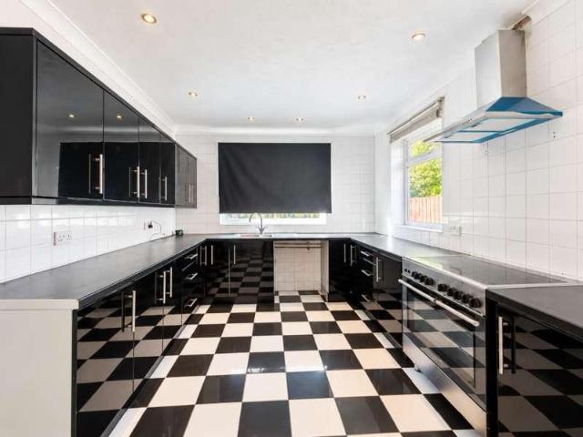 House for sale in Summergangs, Hull