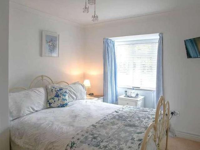 House for sale in Walkford, Highcliffe-on-Sea