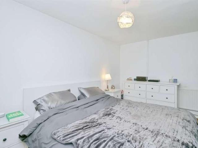 House for sale in Gibbonsdown, Barry