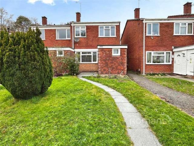 House for sale in Farnborough, Hampshire