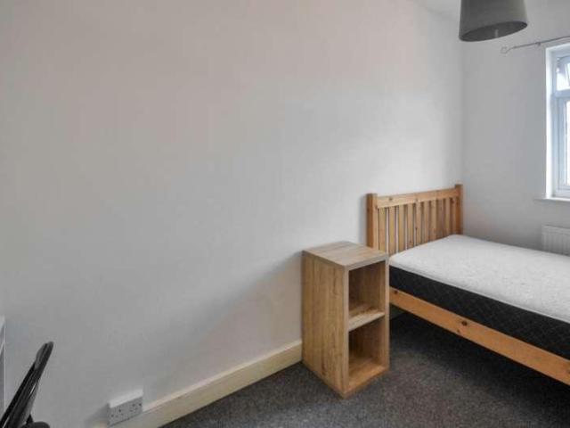 House for sale in Georgia, Greater Manchester