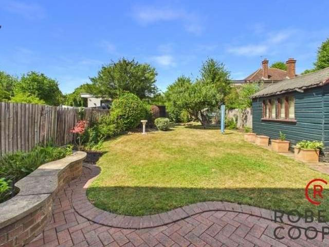 House for sale in Lane, Greater London