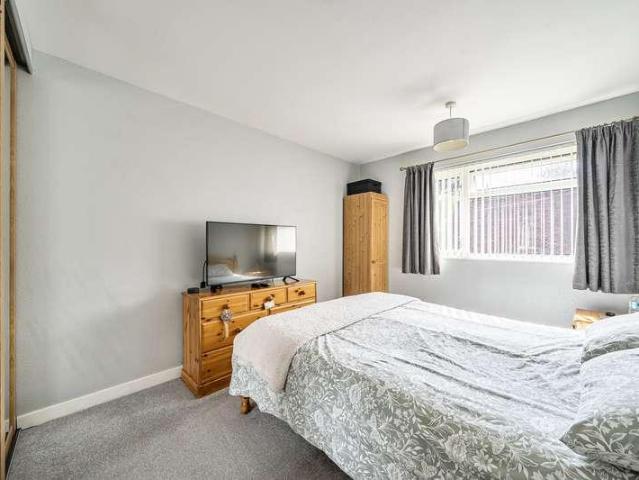House for sale in Batchworth, Hertfordshire