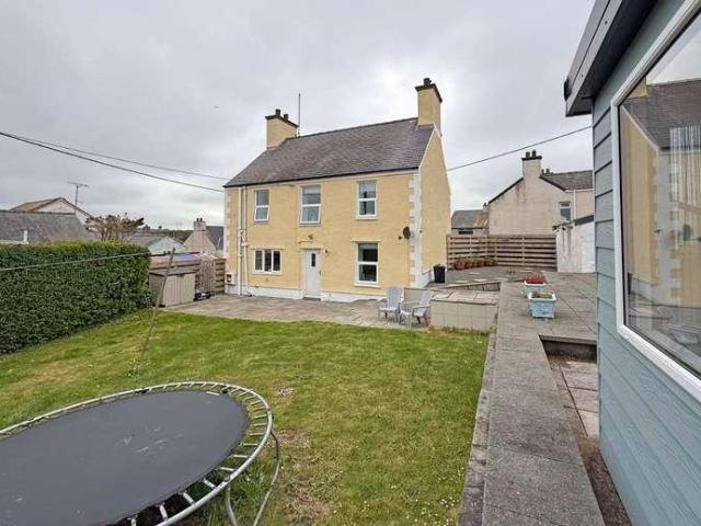 House for sale in Porth Amlwch, Amlwch