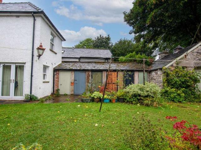 House for sale in Sedgwick