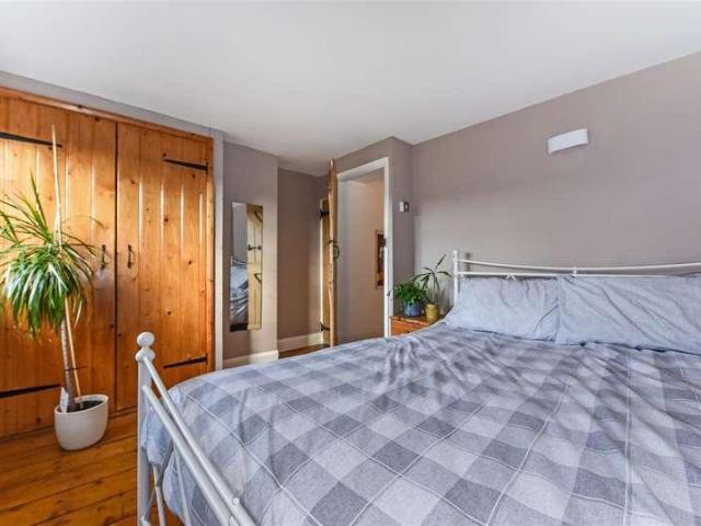 House for sale in Oving, Littlecote
