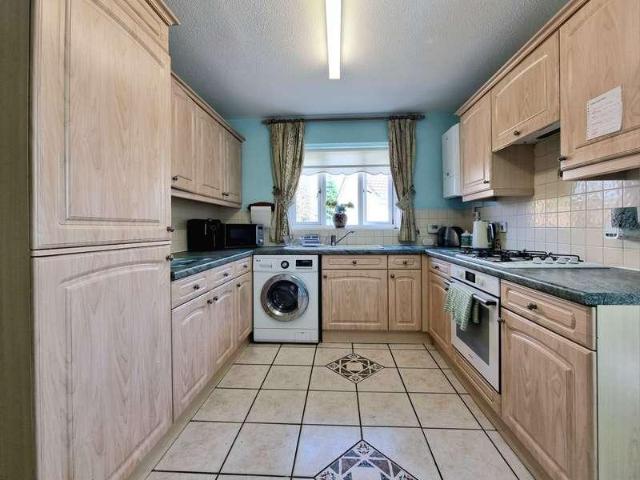 House for sale in Broadlands, Wales