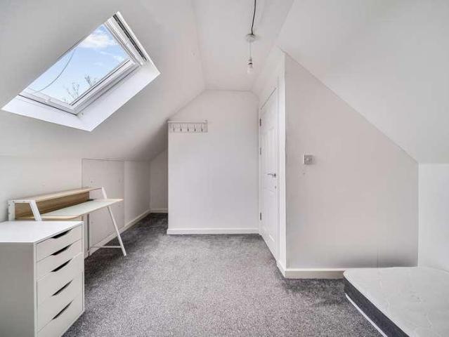 House for sale in Yiewsley, Greater London
