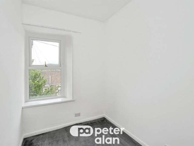 House for sale in Cimla, Neath